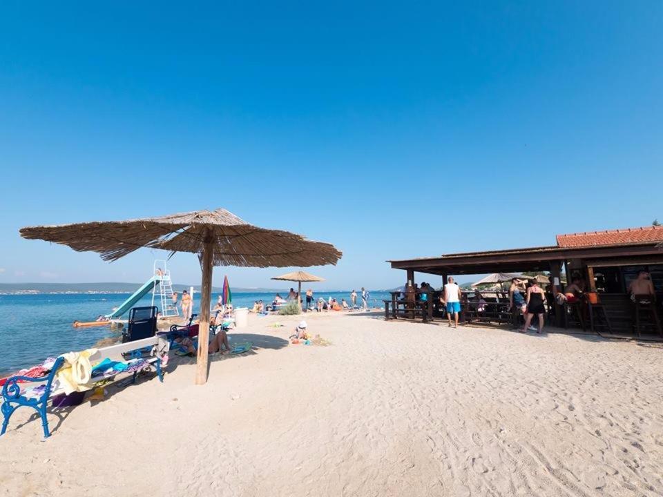 Apartmani Erna Pašman Exterior foto